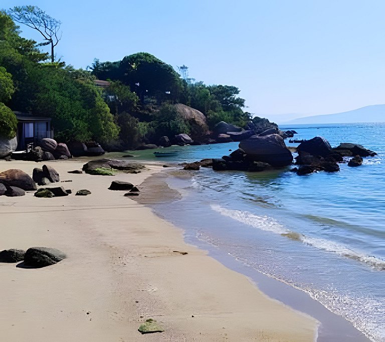 Casa com vista p/ o mar e acesso exclusivo à praia · KY01J