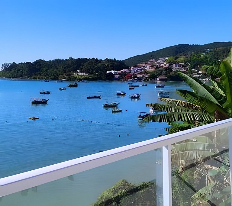 Casa com vista p/ o mar e acesso exclusivo à praia · KY01J