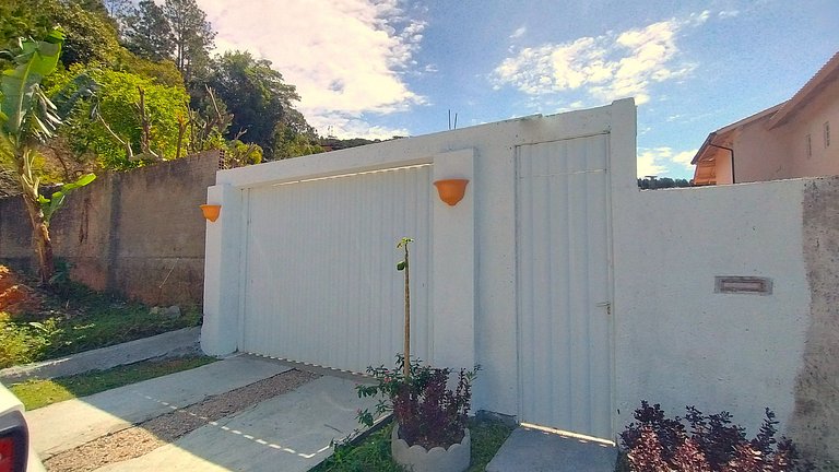 House 400 meters from the beach, a retreat between the sea a