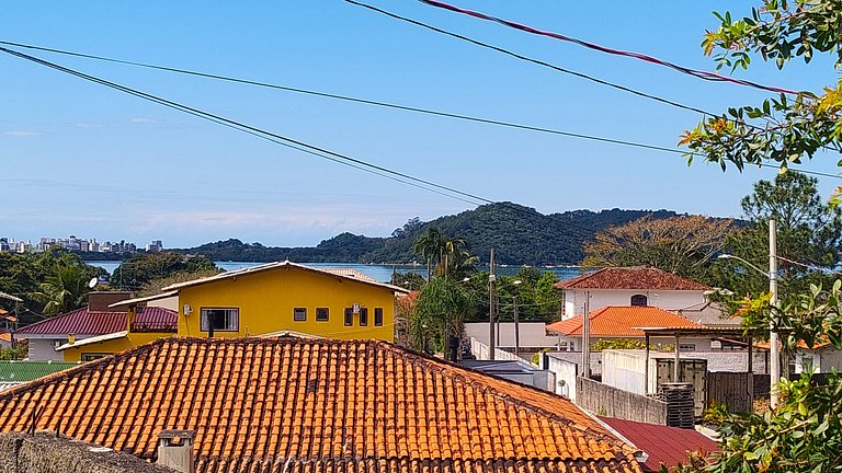 House 400 meters from the beach, a retreat between the sea a