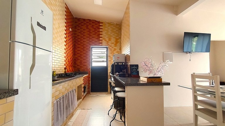 House 400 meters from the beach, a retreat between the sea a